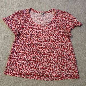 Lucky Brand Red Daisy Scoop Neck Tee